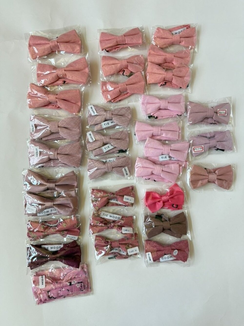 Lot of 32 Mens & Child Bow Ties Boy Tie Mood pink Adjustable Neck 12"-19" Kids